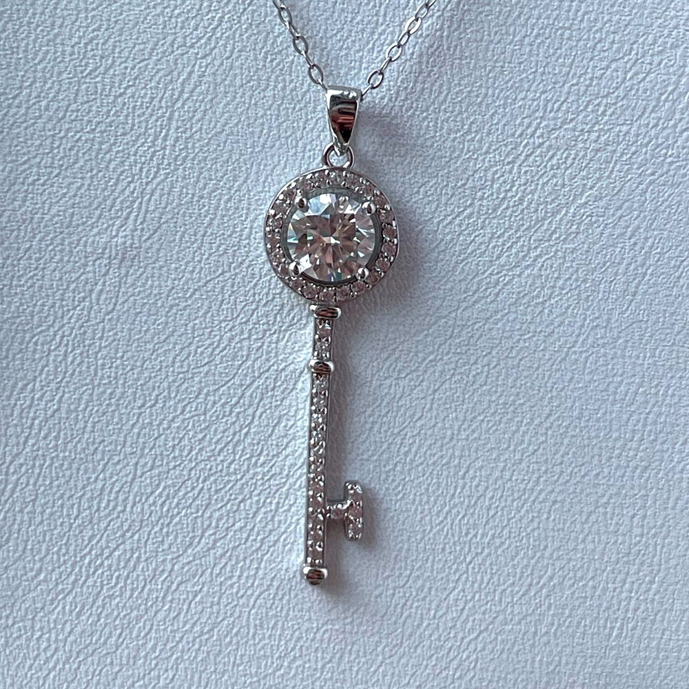 Key necklace